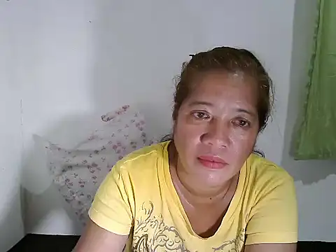 wethornypussy4u online show from 26, 2, 2025