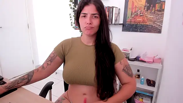 TaliMajesty online show from 1, 2, 2025