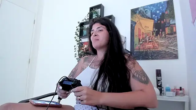 TaliMajesty online show from 15, 2, 2025