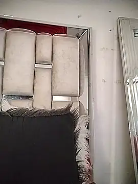 chelaqueen  online show from 10, 1, 2026