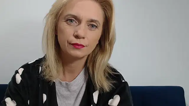 MysticCreature online show from 11, 11, 2025