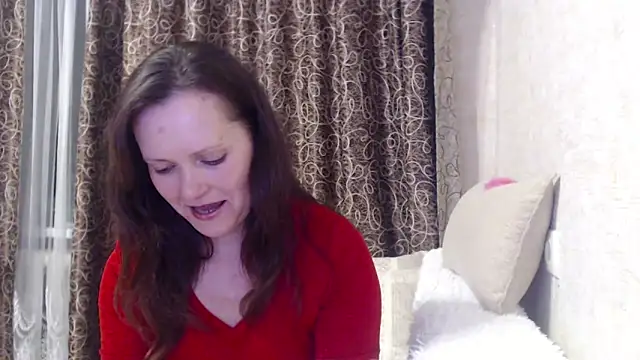 SheLion online show from 14, 2, 2026