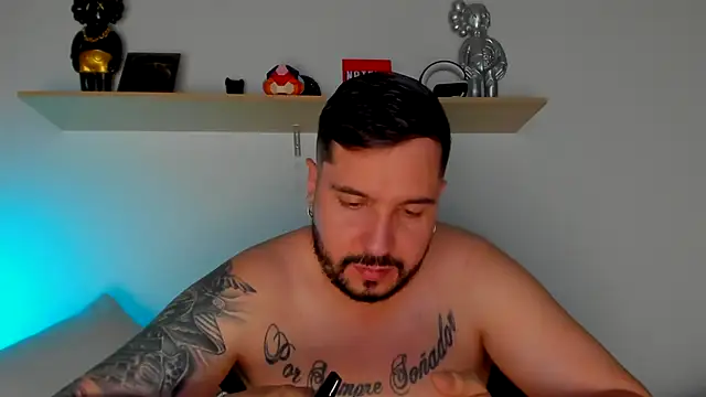 camilo restrepo21 online show from 9, 3, 2025