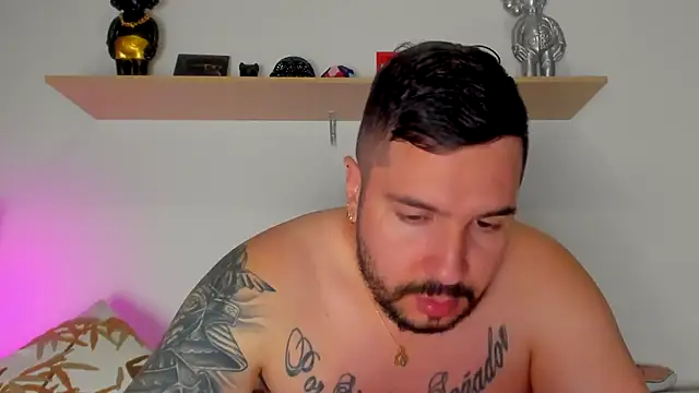 camilo restrepo21 online show from 17, 9, 2025