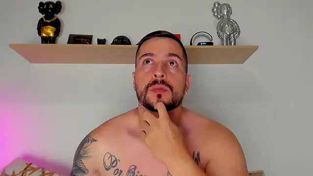 camilo restrepo21 online show from 28, 9, 2025