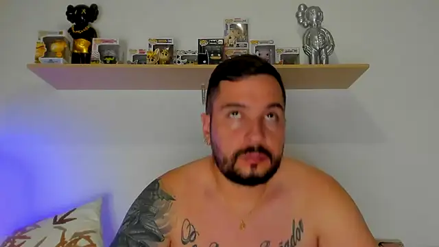 camilo restrepo21 online show from 22, 11, 2025