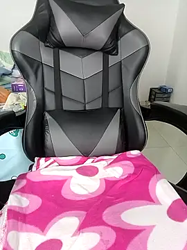 Snapshot of sandylau chatting on 10, 3, 2025 sandylau online show from 10, 3, 2025