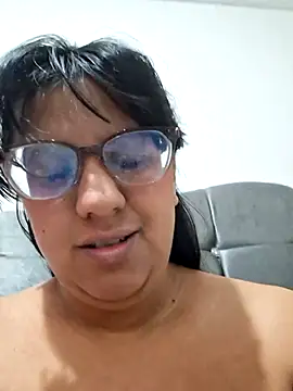 Snapshot of ZaidaWet chatting on 5, 6, 2026 ZaidaWet online show from 5, 6, 2026