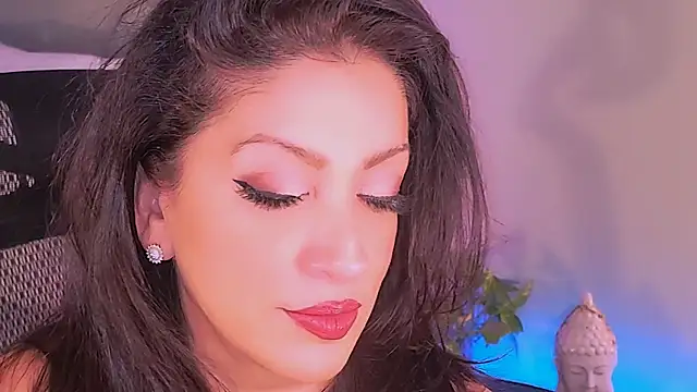 Snapshot of Wonderful_Woman chatting on 2, 11, 2025 Wonderful Woman online show from 2, 11, 2025