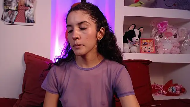 lailypink online show from 4, 3, 2025