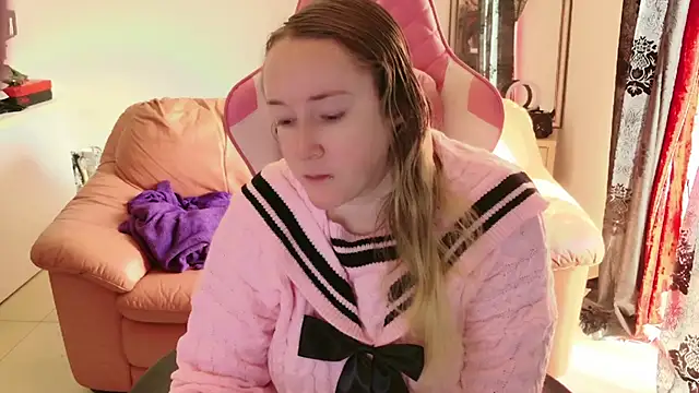 kisicaxx online show from 24, 1, 2025