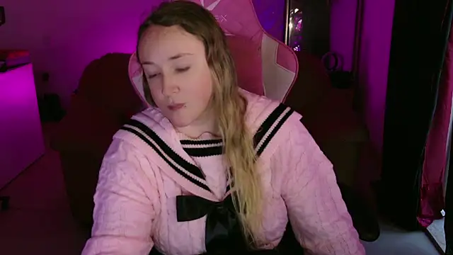 kisicaxx online show from 27, 1, 2025