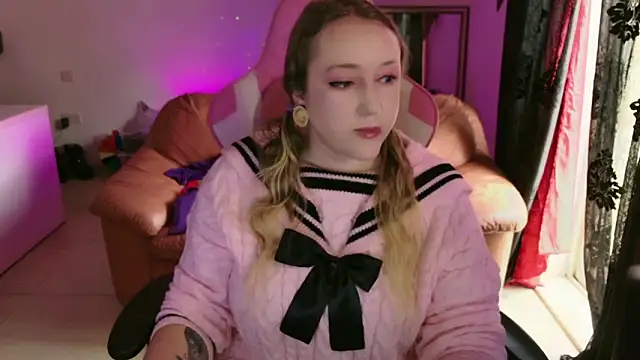 kisicaxx online show from 7, 2, 2025