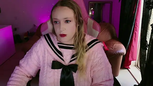 kisicaxx online show from 7, 2, 2025