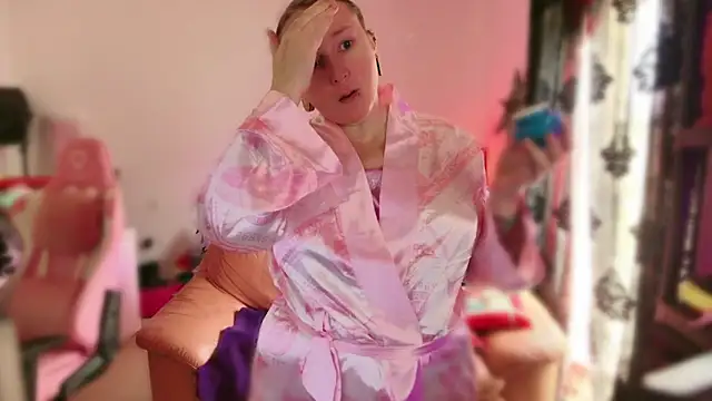 kisicaxx online show from 10, 3, 2025