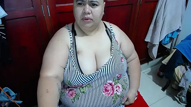 Snapshot of hotlesby4uxxx chatting on 26, 6, 2026 hotlesby4uxxx online show from 26, 6, 2026