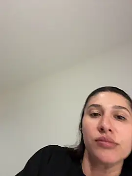 Snapshot of IrisBlues chatting on 28, 4, 2026 IrisBlues online show from 28, 4, 2026