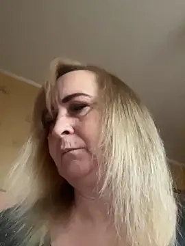 Irina2909xh online show from 1, 12, 2025