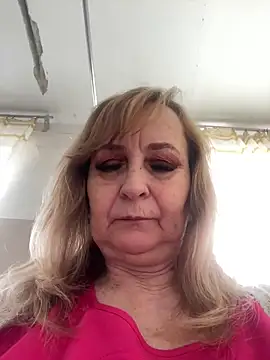 Snapshot of Irina2909@xh chatting on 28, 4, 2026 Irina2909xh online show from 28, 4, 2026