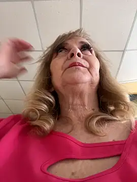 Snapshot of Irina2909@xh chatting on 29, 4, 2026 Irina2909xh online show from 29, 4, 2026