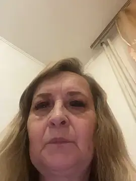 Snapshot of Irina2909@xh chatting on 10, 5, 2026 Irina2909xh online show from 10, 5, 2026