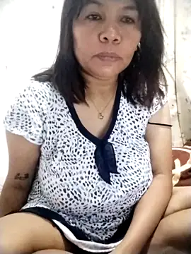 sweetvanna online show from 12, 4, 2026