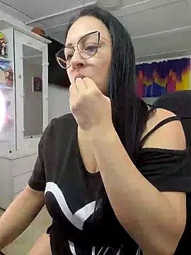 Ameliarizo online show from 13, 2, 2026