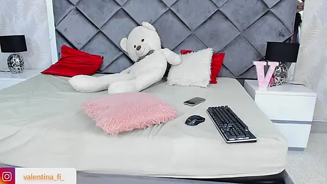 valentina fi online show from 30, 1, 2025