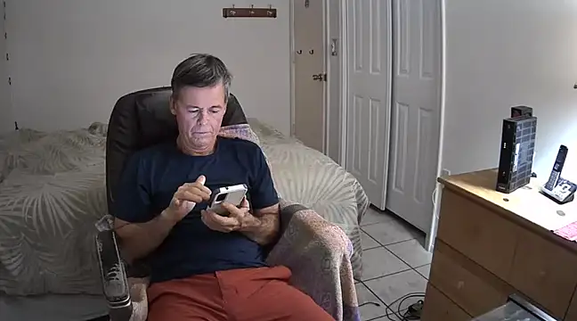 Snapshot of nakeedcowboi65 chatting on 14, 1, 2025 nakeedcowboi65 online show from 14, 1, 2025
