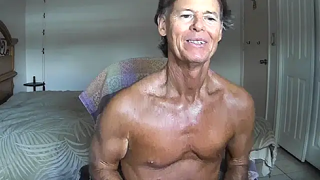 Snapshot of nakeedcowboi65 chatting on 5, 5, 2026 nakeedcowboi65 online show from 5, 5, 2026
