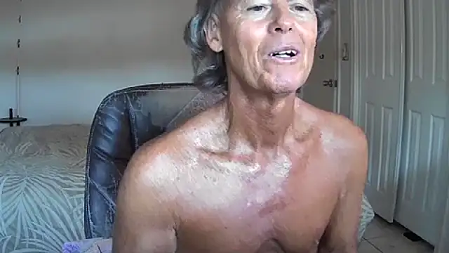 Snapshot of nakeedcowboi65 chatting on 18, 6, 2026 nakeedcowboi65 online show from 18, 6, 2026