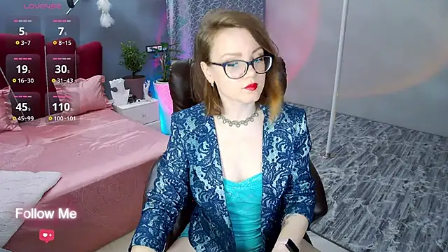 Snapshot of AngelaWhiti chatting on 15, 12, 2024 AngelaWhiti online show from 15, 12, 2024