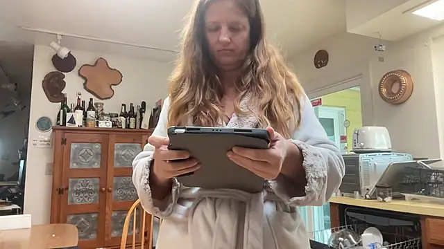 MissMera online show from 23, 12, 2024