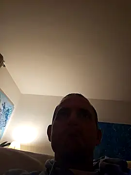 Snapshot of verylargecock chatting on 22, 11, 2025 verylargecock online show from 22, 11, 2025