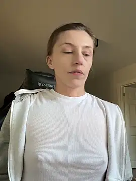 Snapshot of Heidi_Harper chatting on 14, 2, 2025 Heidi Harper online show from 14, 2, 2025