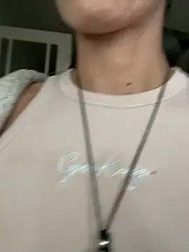 Snapshot of Heidi_Harper chatting on 28, 10, 2025 Heidi Harper online show from 28, 10, 2025