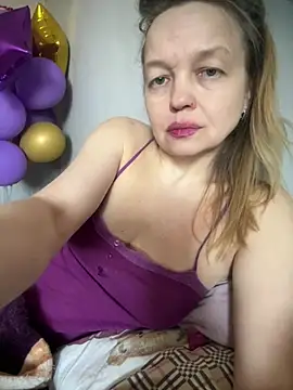 Snapshot of Susanel chatting on 16, 3, 2025 Susanel online show from 16, 3, 2025