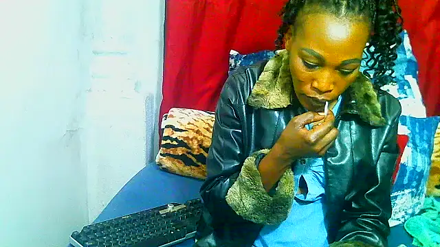 Snapshot of freaky_naughty chatting on 5, 5, 2026 freaky naughty online show from 5, 5, 2026