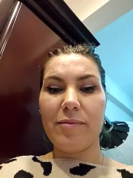 Snapshot of FeliciaKrige chatting on 17, 2, 2025 FeliciaKrige online show from 17, 2, 2025