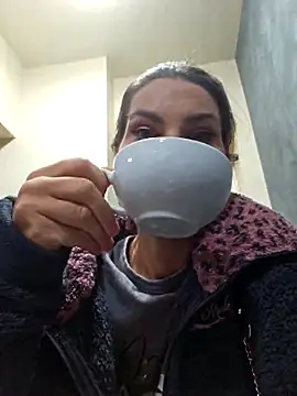 Snapshot of FeliciaKrige chatting on 1, 10, 2025 FeliciaKrige online show from 1, 10, 2025