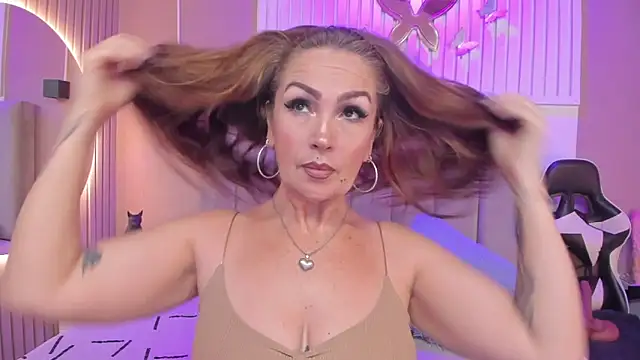 chantall1375 online show from 10, 6, 2026
