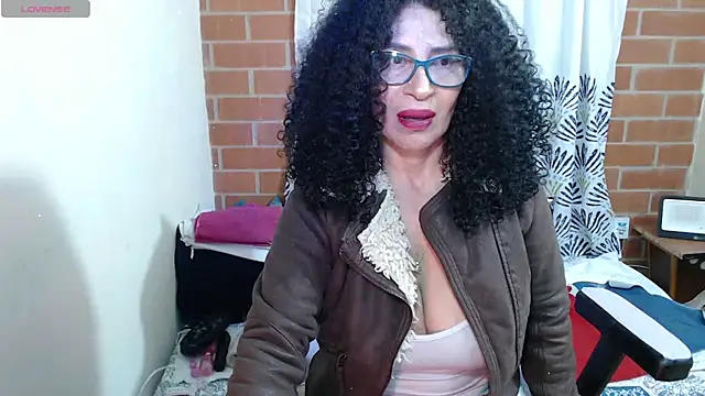 sophialxxx online show from 15, 2, 2025