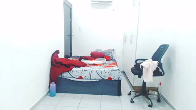 Snapshot of Samantha69x chatting on 15, 12, 2024 Samantha69x online show from 15, 12, 2024