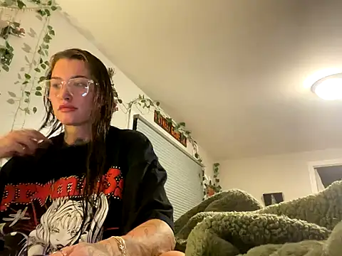 Snapshot of lexymarie chatting on 27, 10, 2025 lexymarie online show from 27, 10, 2025