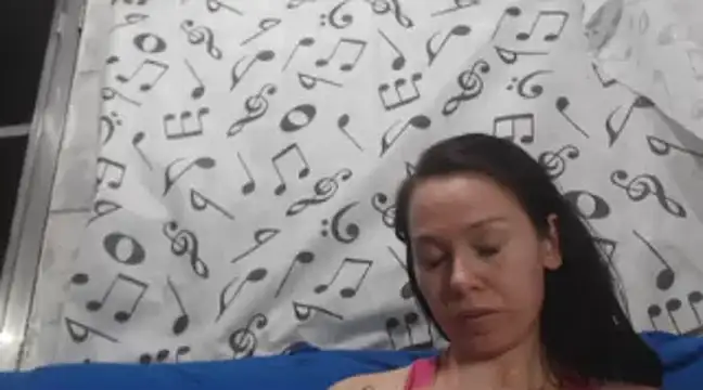 Venusluxodomme online show from 25, 1, 2025