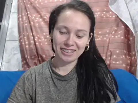 Venusluxodomme online show from 20, 9, 2025