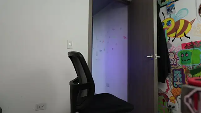 trieone online show from 11, 1, 2026