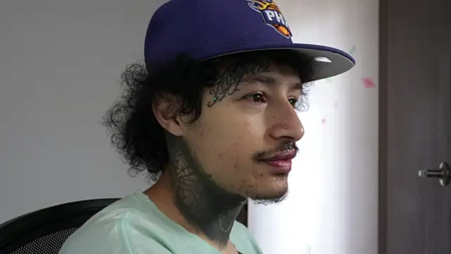 trieone online show from 26, 3, 2026