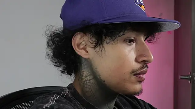 trieone online show from 11, 4, 2026