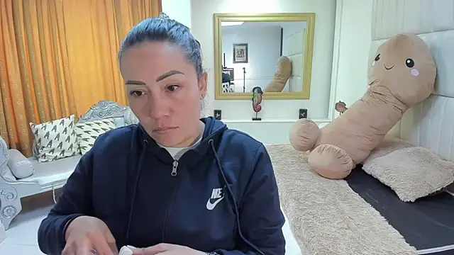 gaby trent online show from 22, 11, 2025